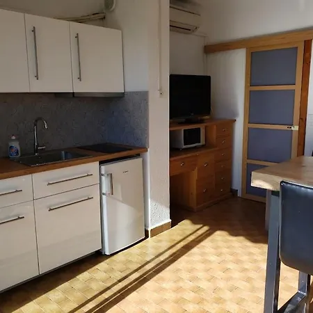 Heliopolis Ab Rez De Jardin Chez Palo * Agde