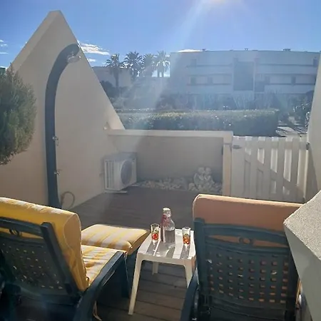 아파트 Heliopolis Ab Rez De Jardin Chez Palo *
